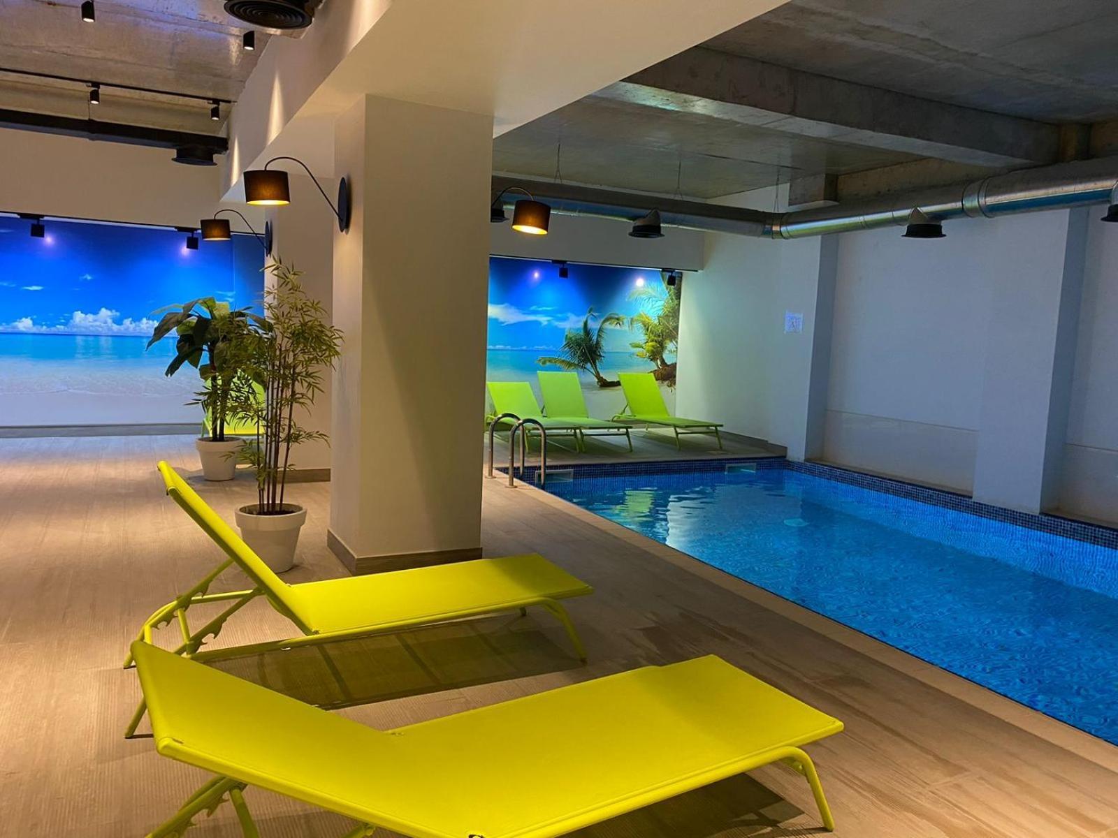Krtsanisi Apartment With Pool ティビリシ エクステリア 写真